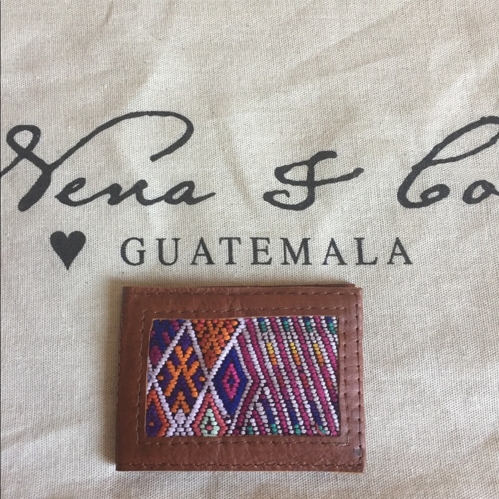 Nena & Co wallet brand new in box